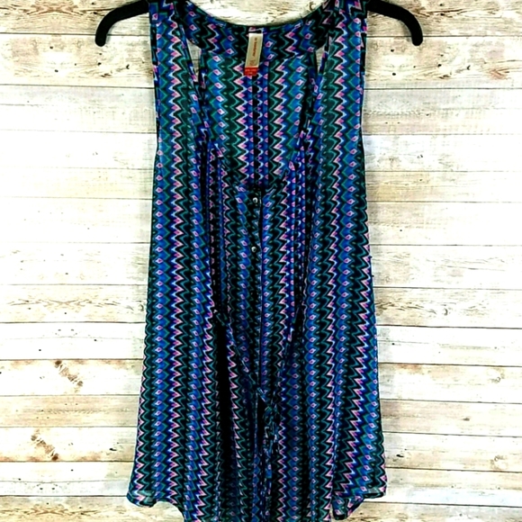 No Boundaries Tops - No Boundaries, Multi colored yoke neck top, 2XL